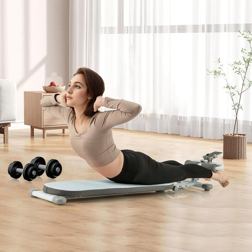 Ahoj Krása CoreBench in use, featuring a woman performing exercises at home with dumbbells nearby.